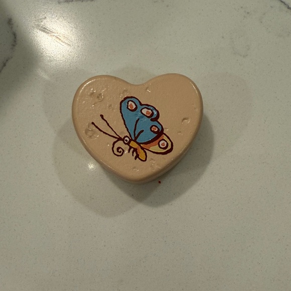 Kids Preferred Guess How Much I Love You Wooden Shape Sorter with Rope Handle - Picture 12 of 12